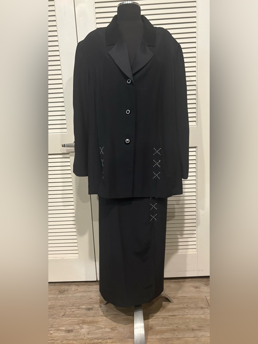 Giorgio Fiorelli Women's Black Skirt Set with Crystal X-Stitch
